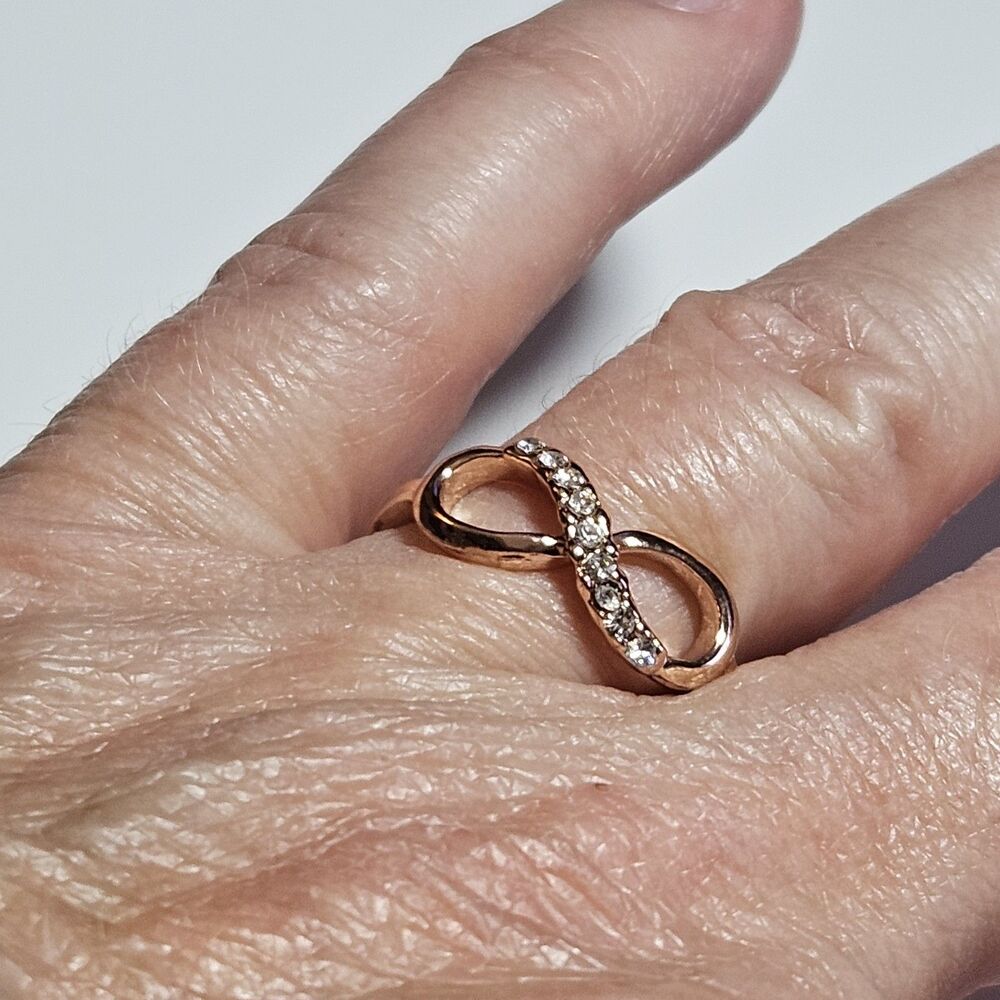 Rose Gold Tone Clear Rhinestone Infinity Ring Size 8 - Picture 5 of 11